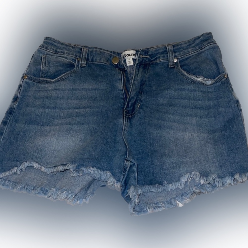 Abound Blue Jean Shorts Size 32